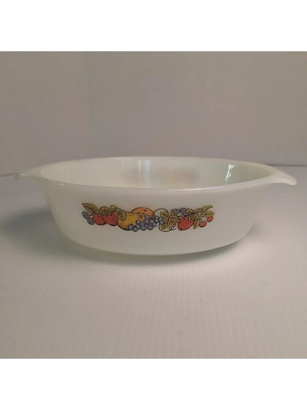 ANCHOR HOCKING FIRE KING OVEN PROOF 1.5 QUART CASSEROLE/VEGATABLE SERVING BOWL